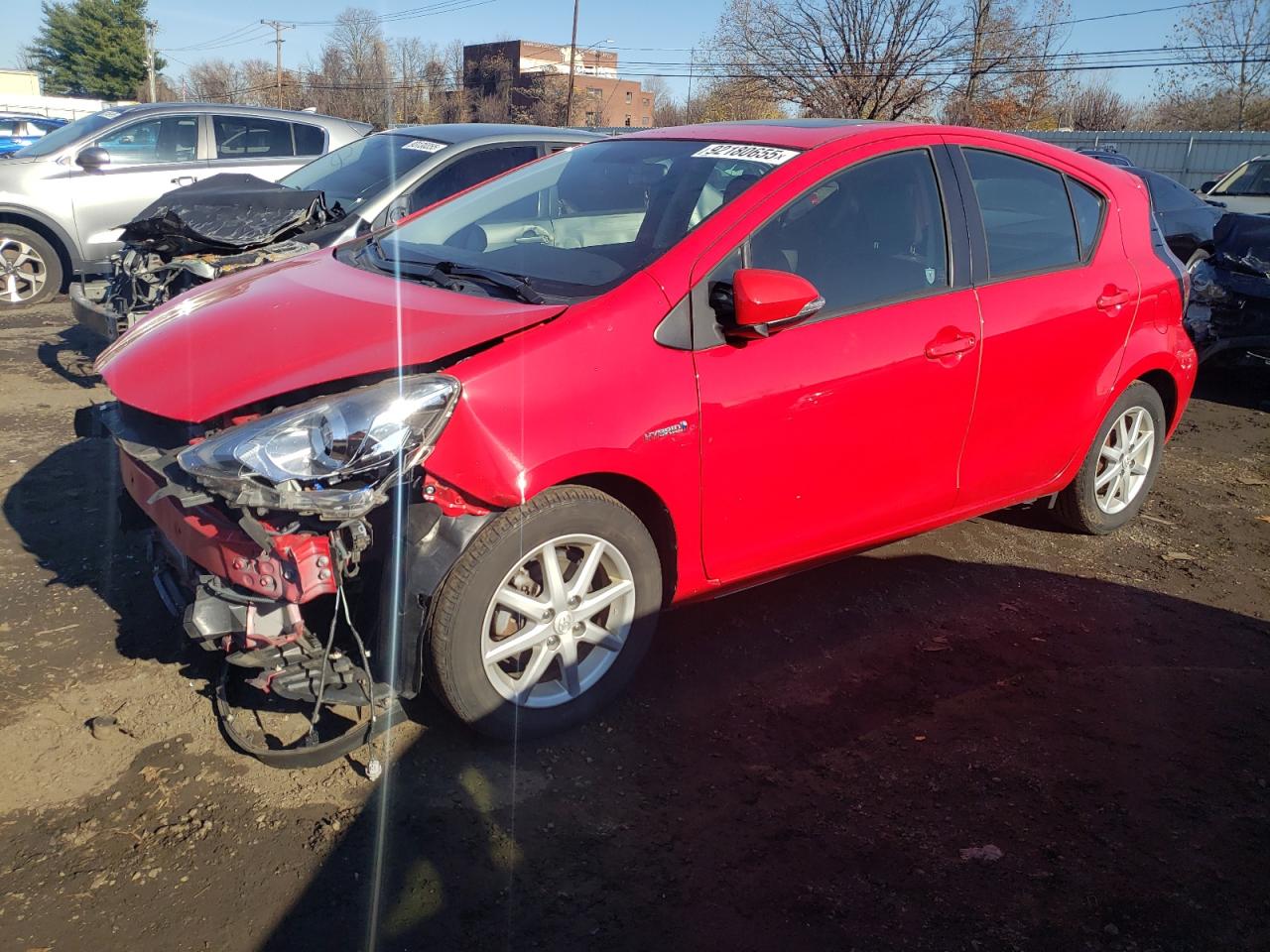 TOYOTA PRIUS C 2016