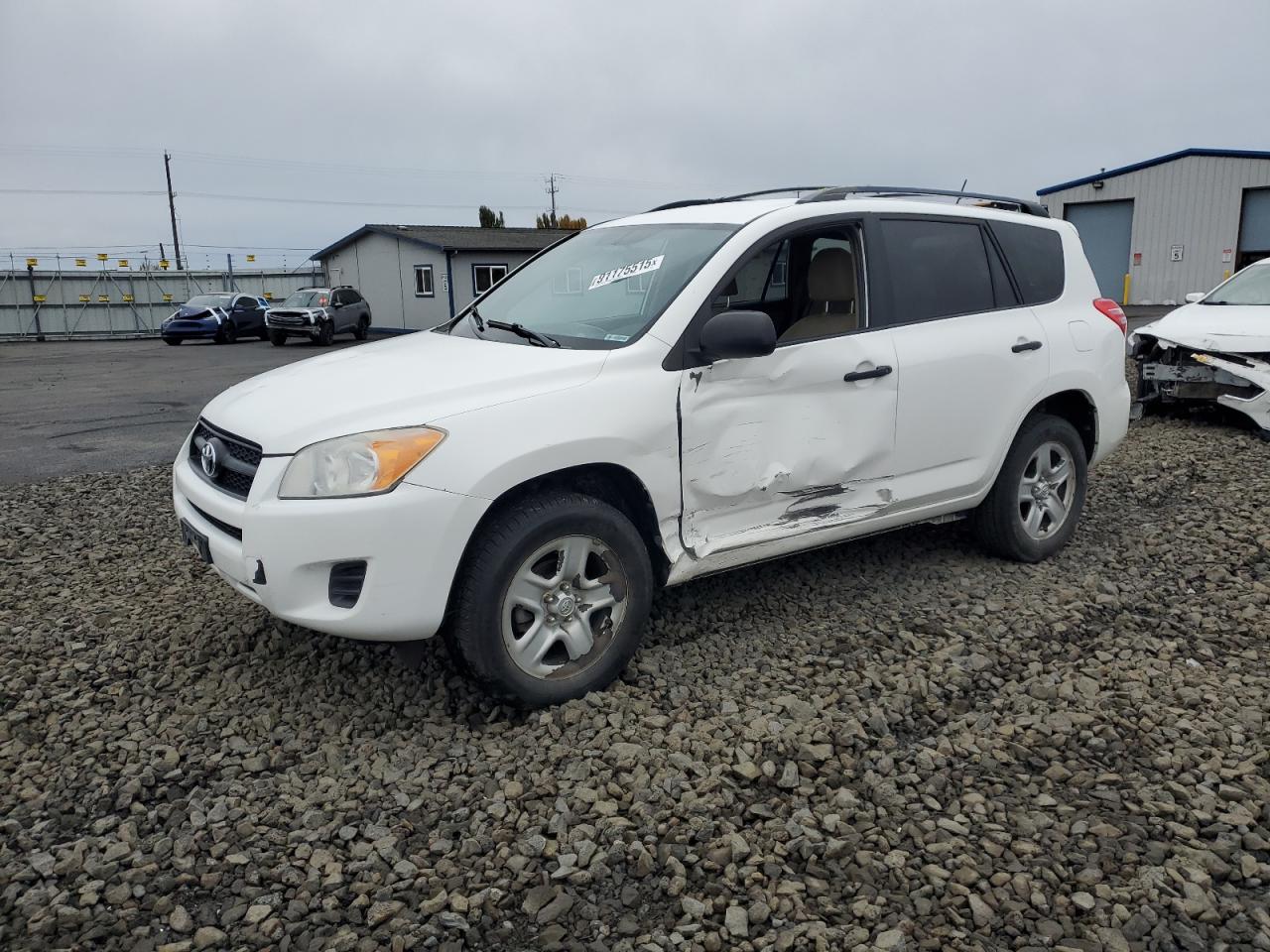 TOYOTA RAV4 2011