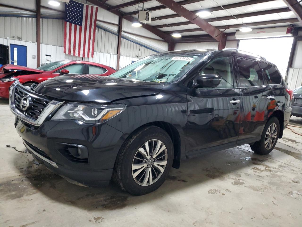 NISSAN PATHFINDER 2019