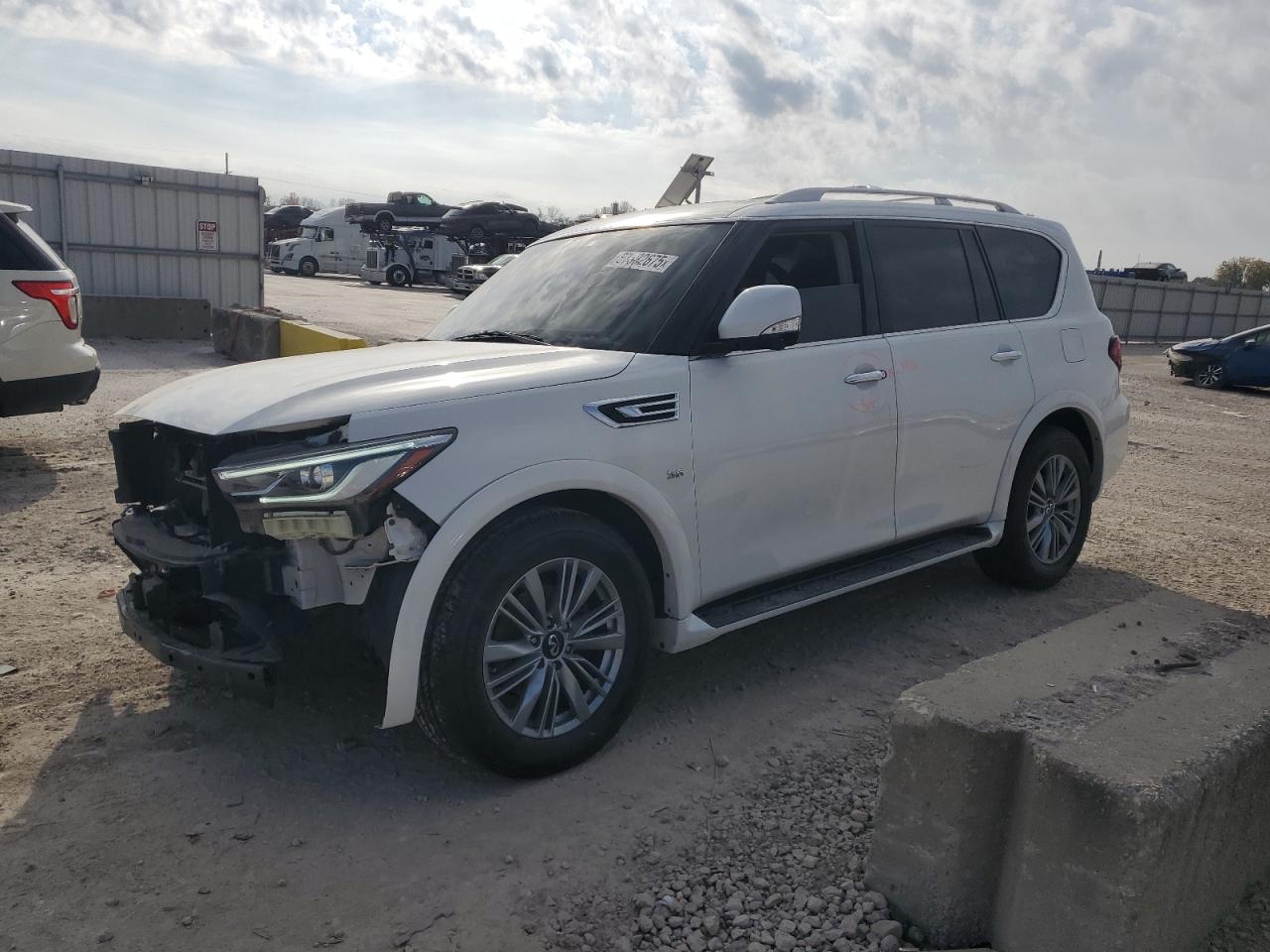 INFINITI QX80 LUXE 2019