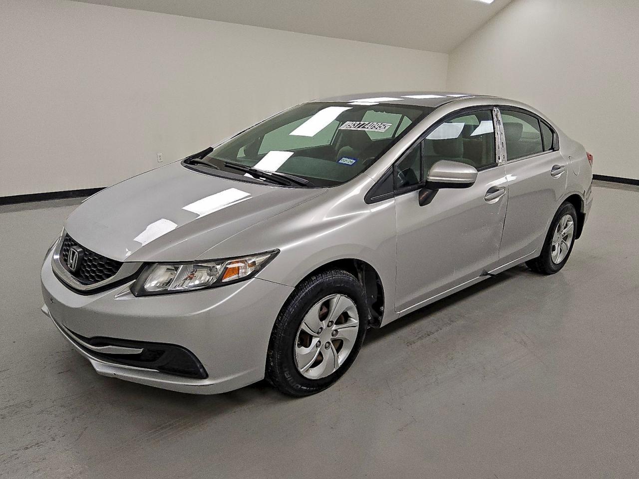 HONDA CIVIC LX 2015
