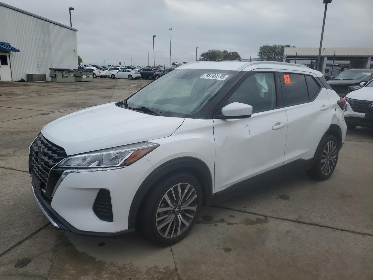NISSAN KICKS 2021