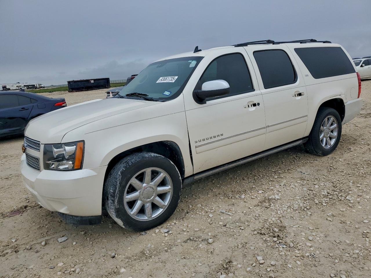 CHEVROLET SUBURBAN C 2013
