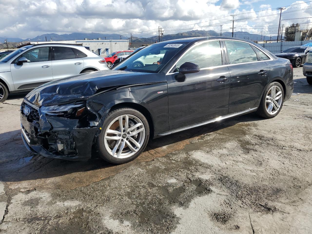 AUDI A4 2024