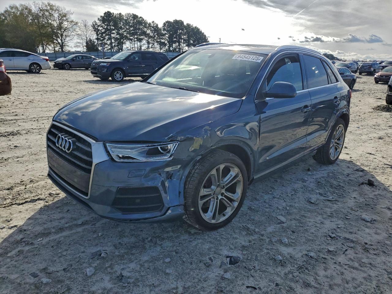 AUDI Q3 PREMIUM 2017
