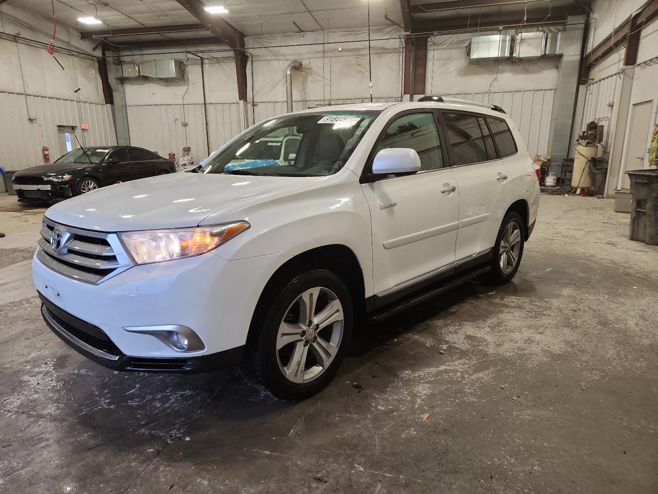 TOYOTA HIGHLANDER 2012