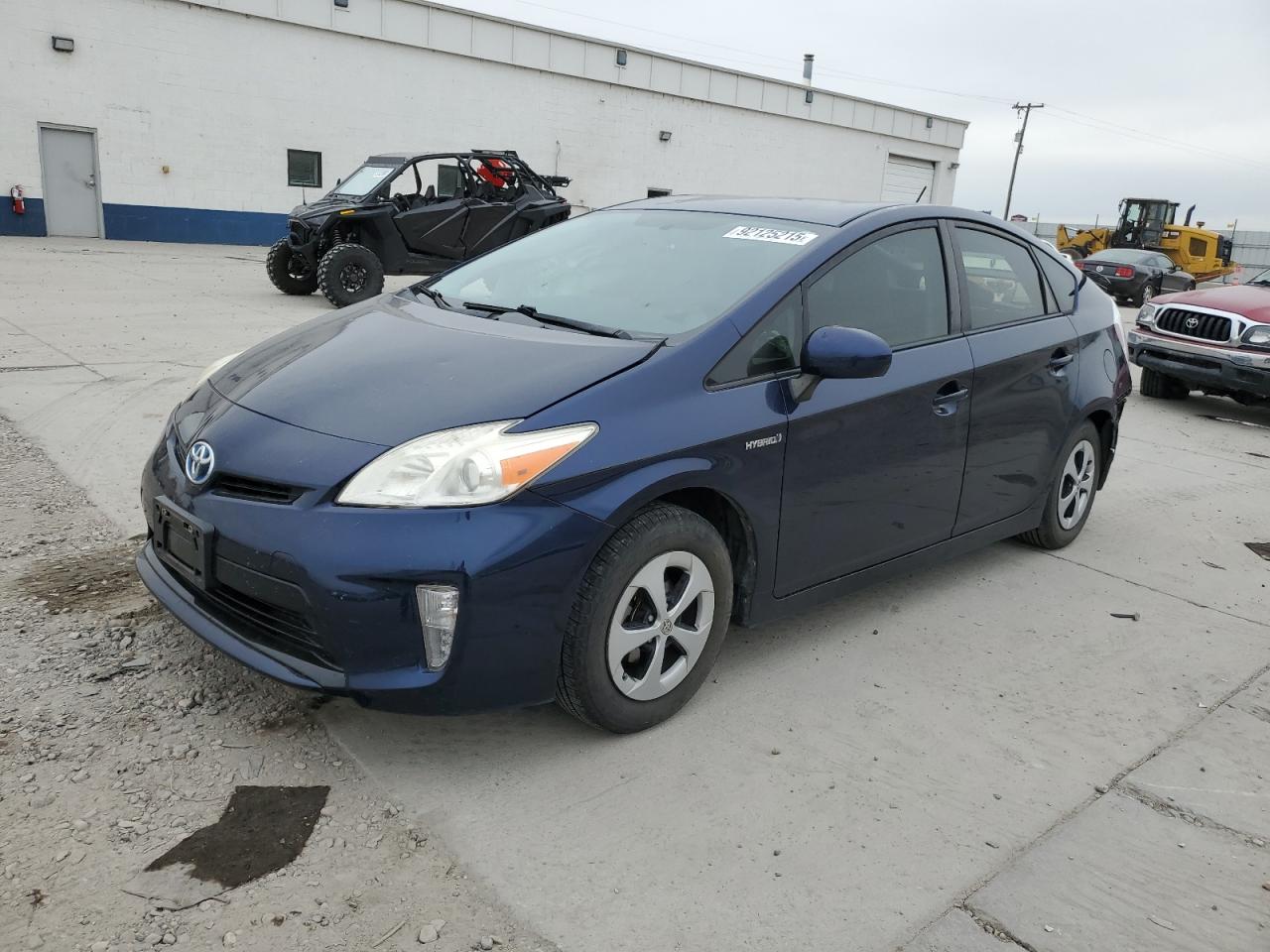 TOYOTA PRIUS 2012
