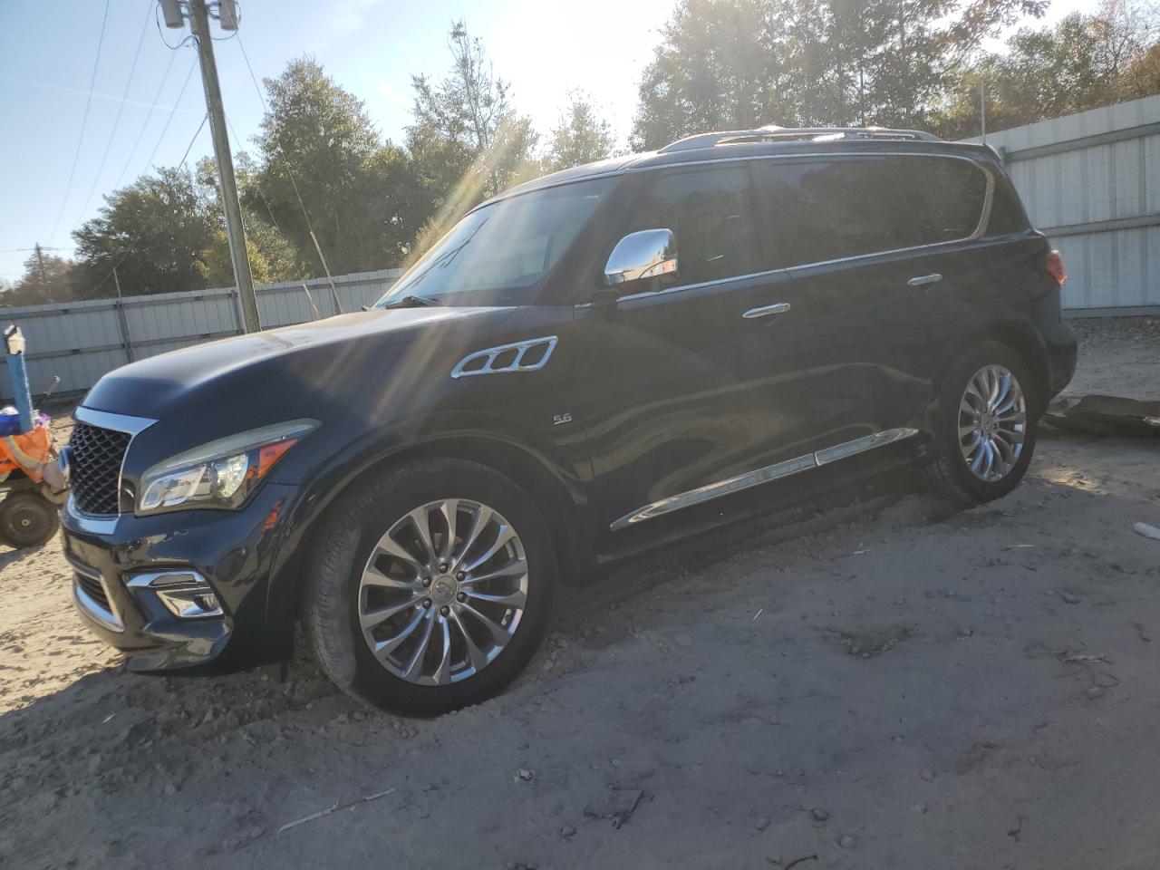 INFINITI QX80 2015