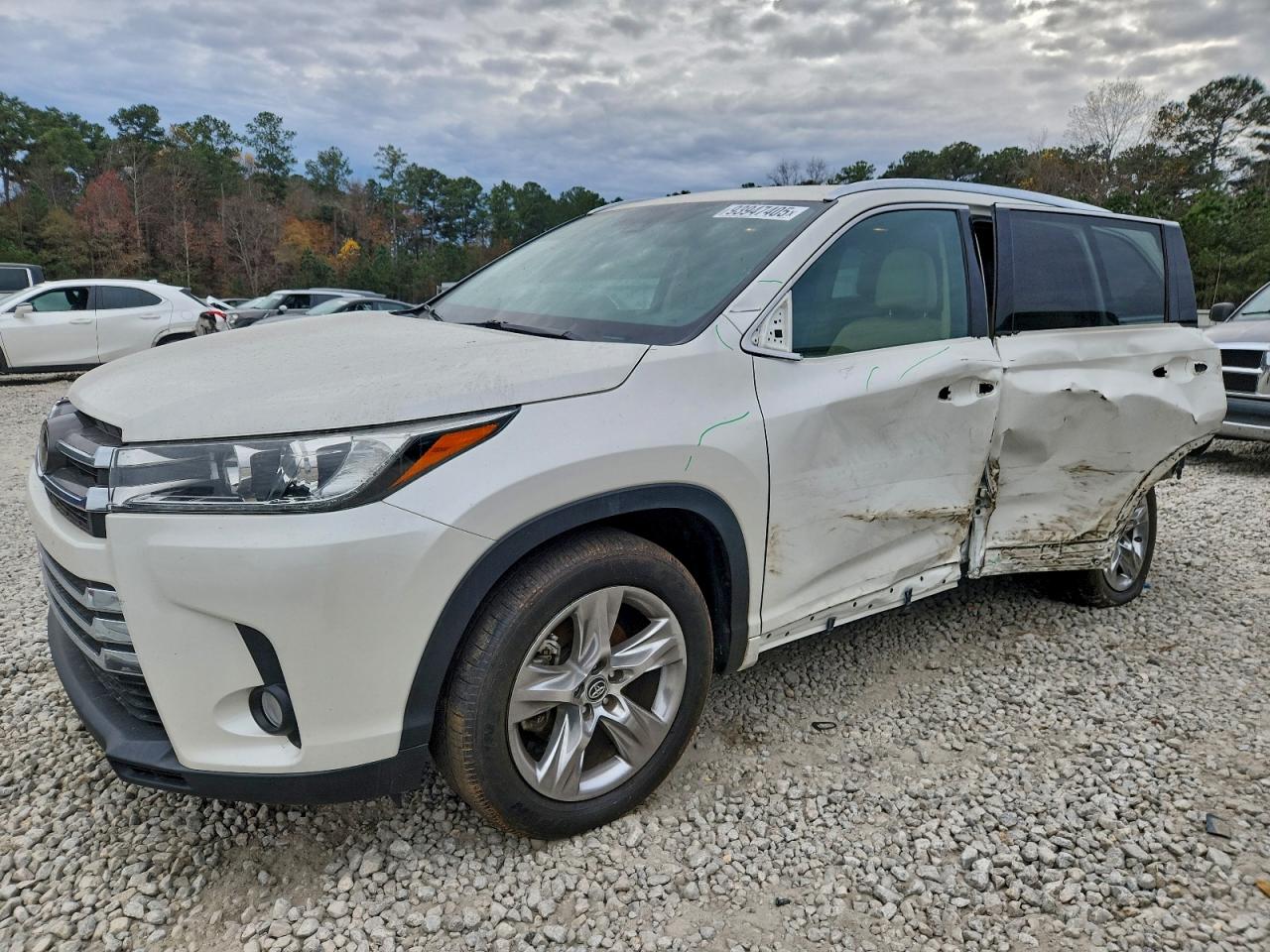 TOYOTA HIGHLANDER 2018
