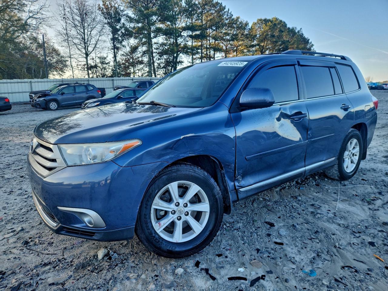 TOYOTA HIGHLANDER 2013