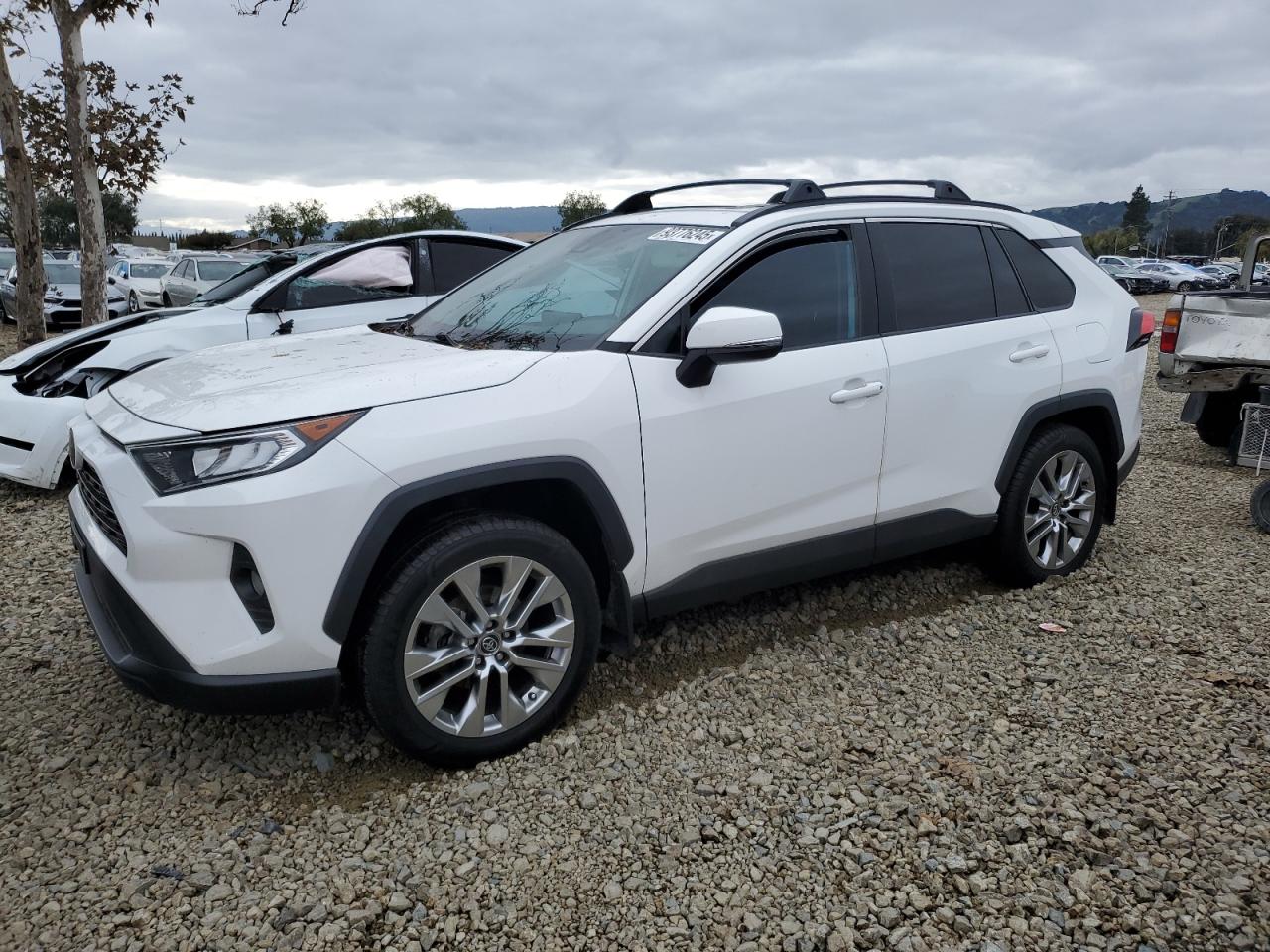 TOYOTA RAV4 XLE P 2020
