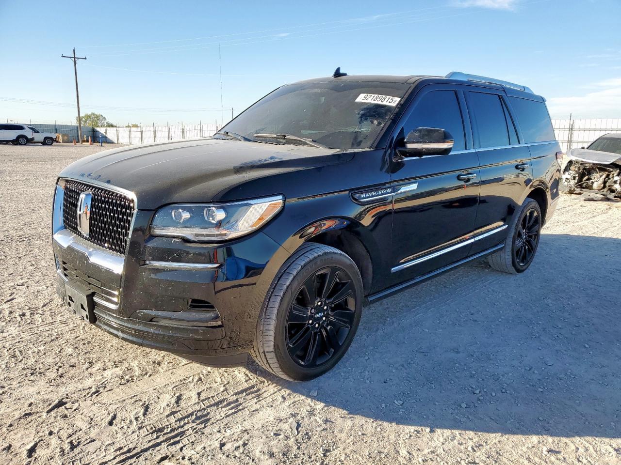 LINCOLN NAVIGATOR 2023