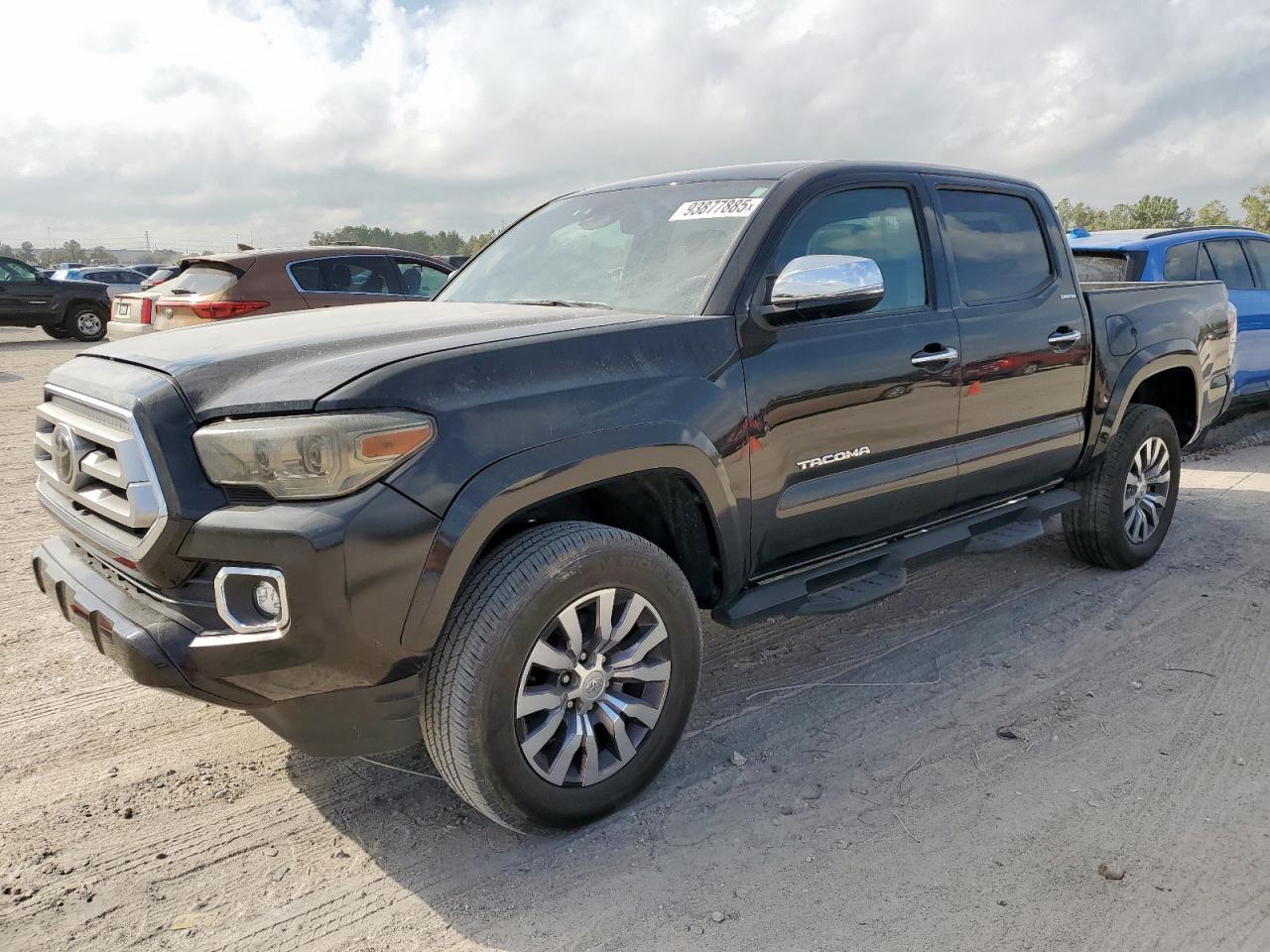 TOYOTA TACOMA DOU 2023