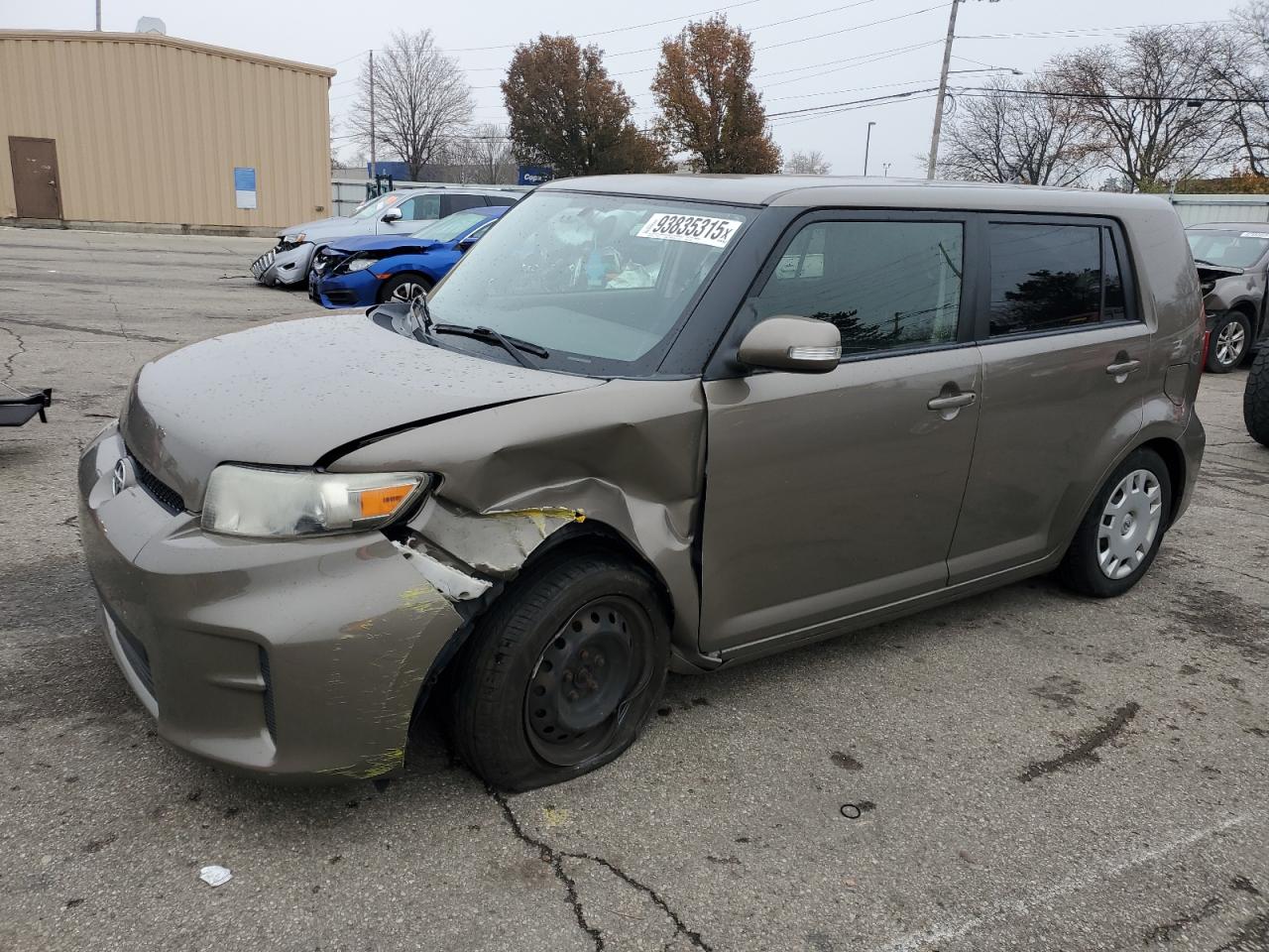 TOYOTA SCION XB 2012