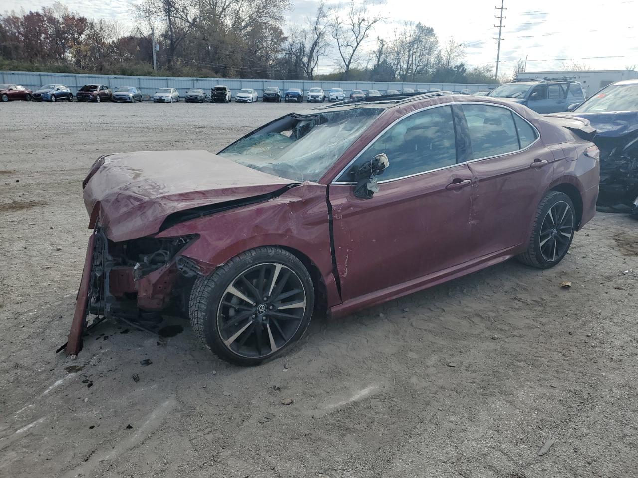 TOYOTA CAMRY 2018