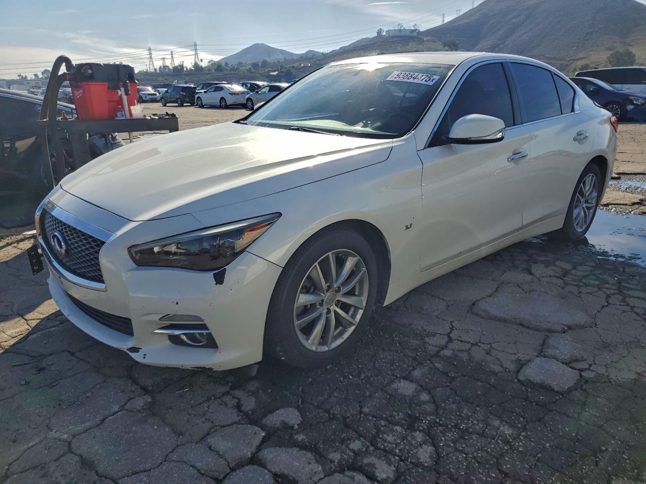 INFINITI Q50 BASE 2014