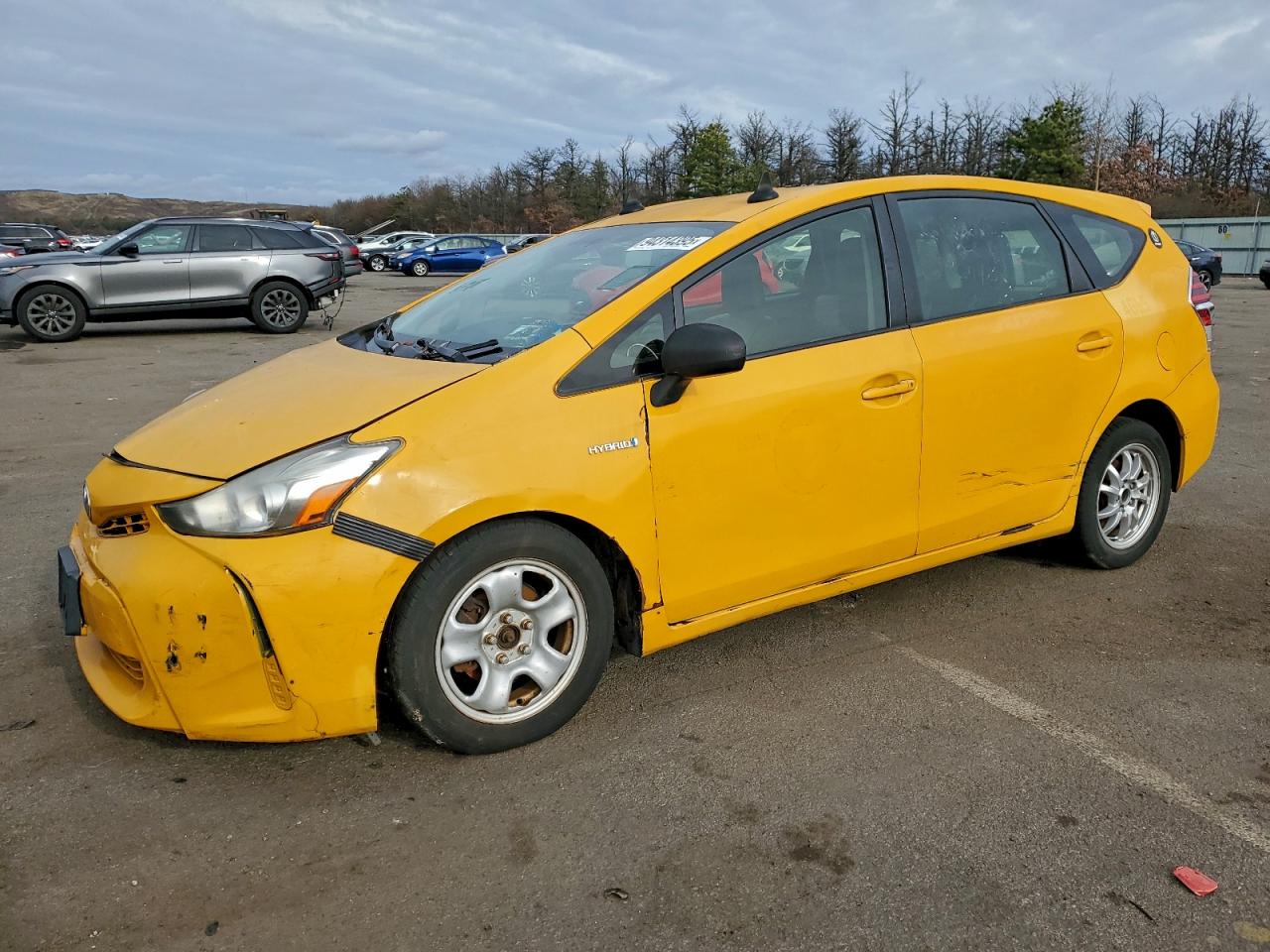 TOYOTA PRIUS V 2016
