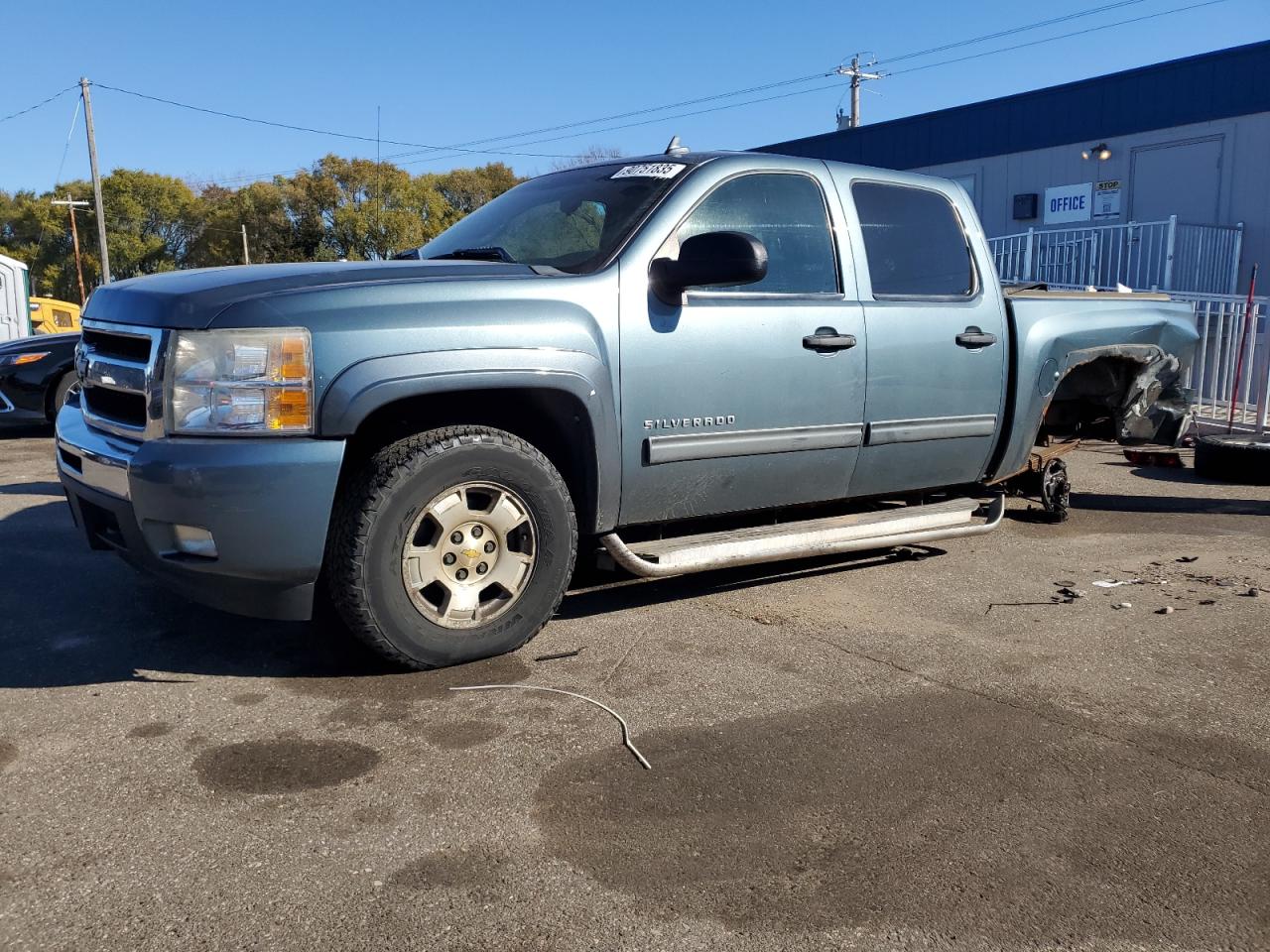 CHEVROLET SILVERADO 2011