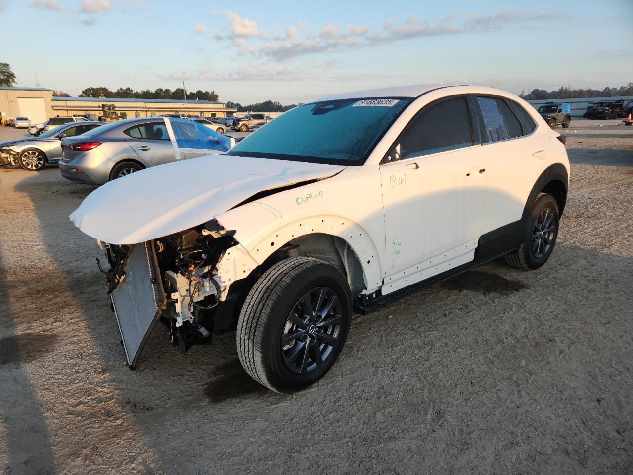 MAZDA CX-30 2025