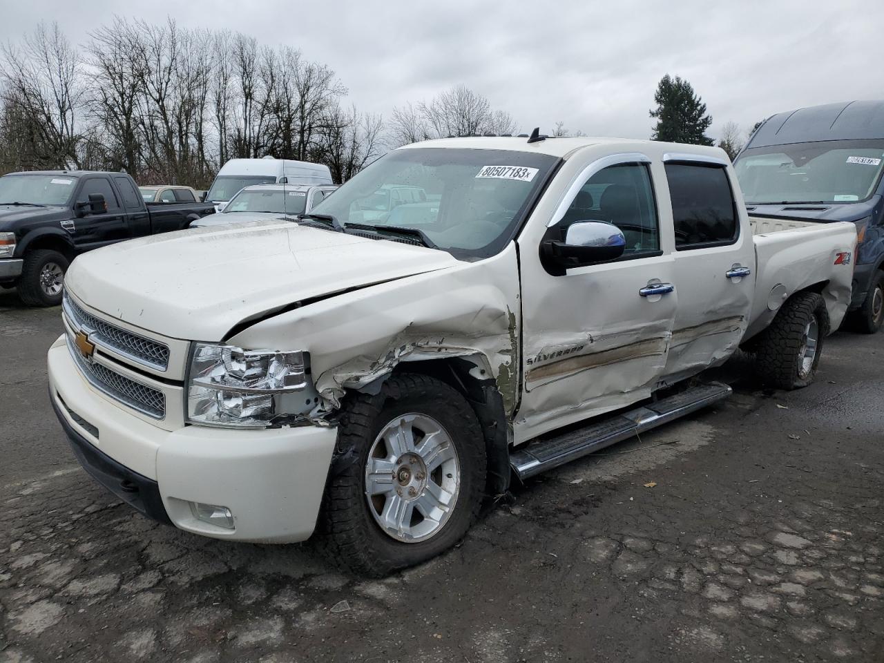CHEVROLET SILVERADO 2013