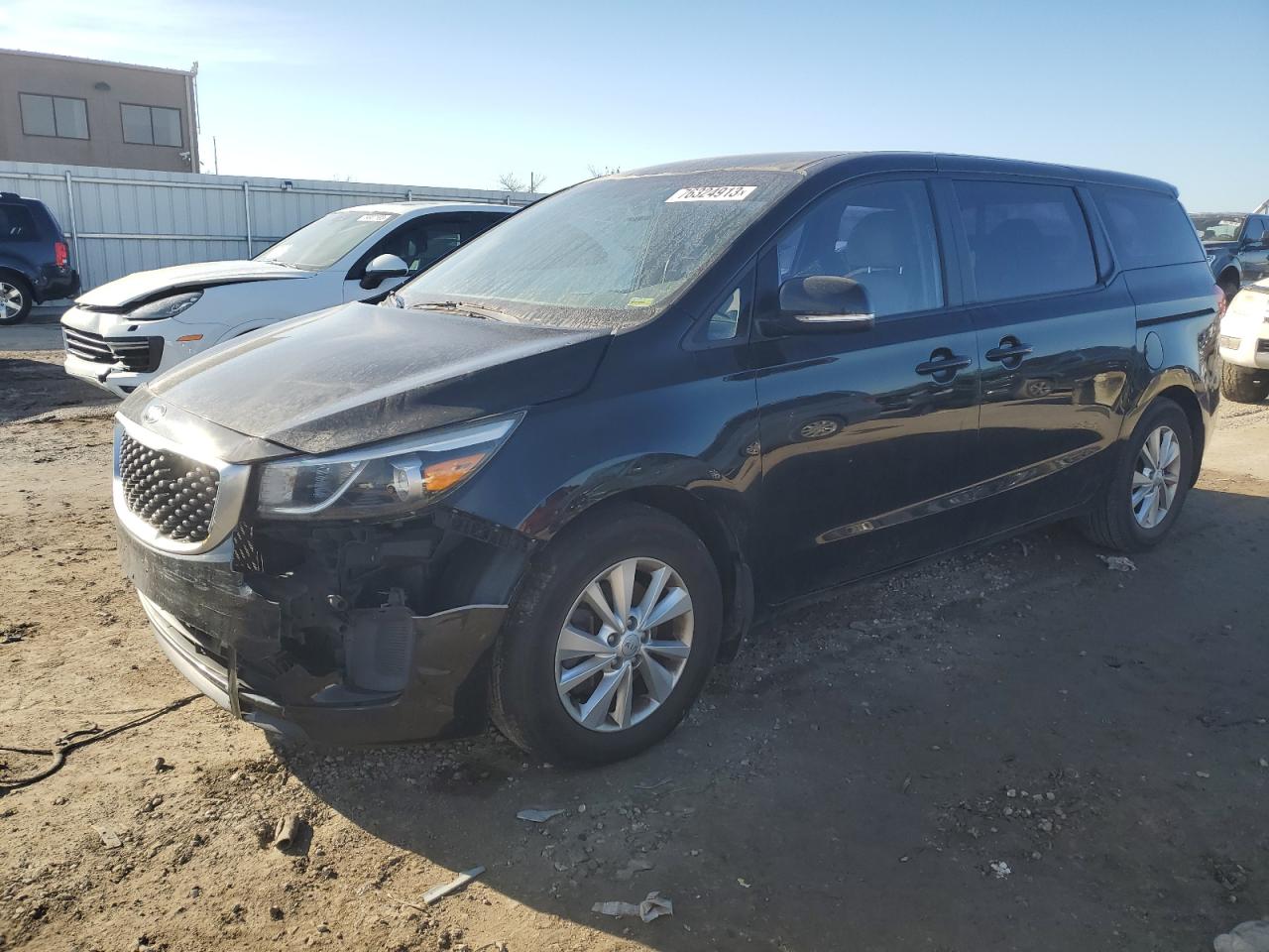 KIA SEDONA L 2015