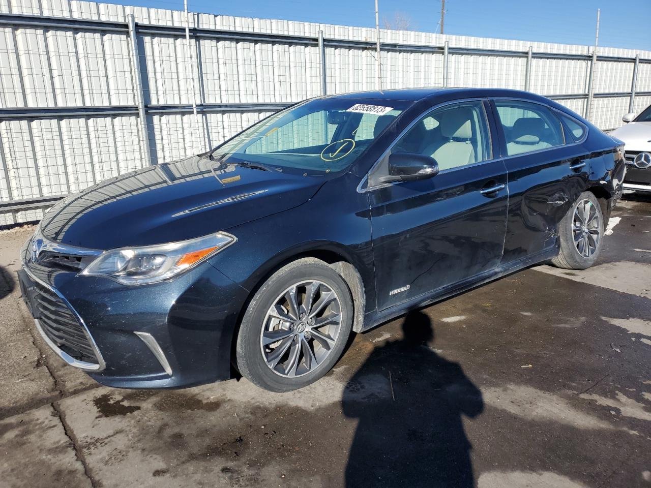TOYOTA AVALON HYB 2016