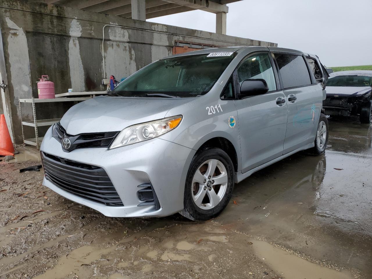 TOYOTA SIENNA L 2020