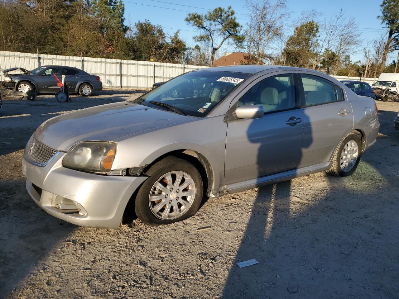 MITSUBISHI GALANT FE 2010