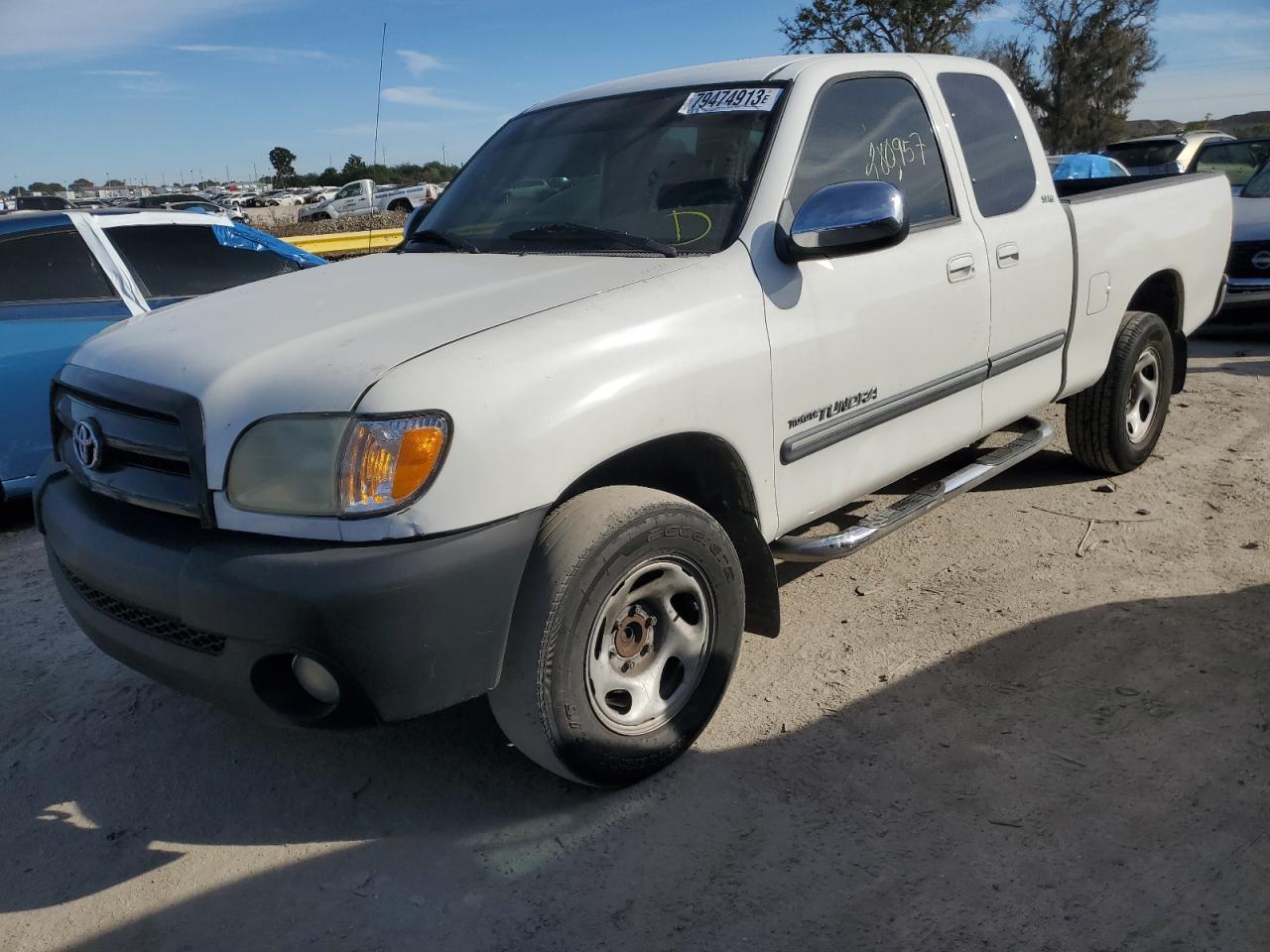 TOYOTA TUNDRA ACC 2004