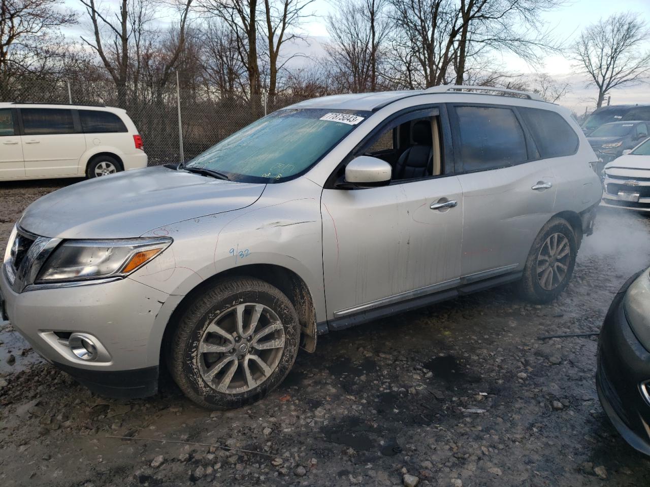 NISSAN Pathfinder 2015