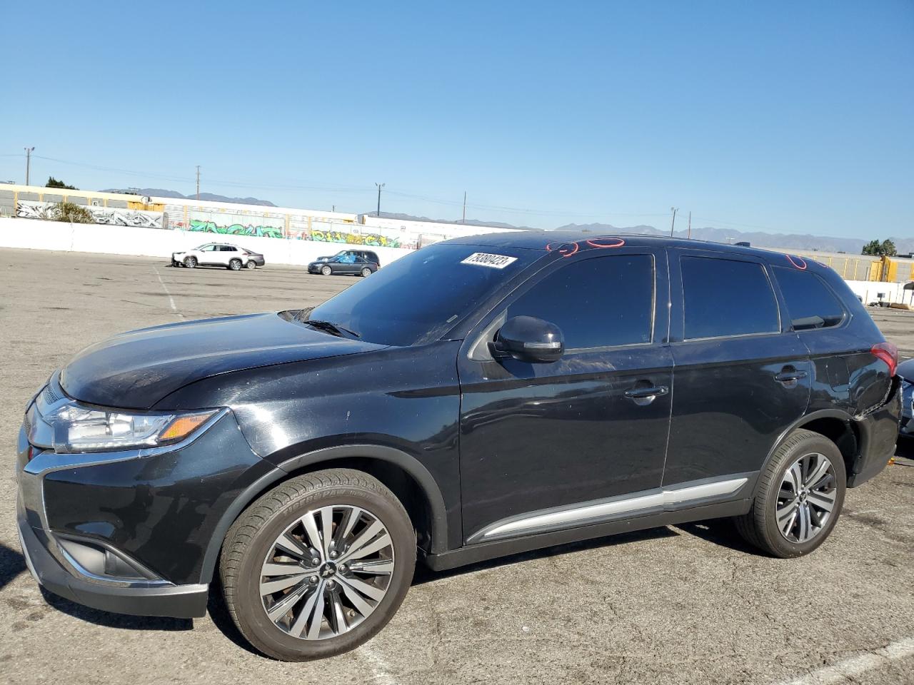 MITSUBISHI OUTLANDER 2020