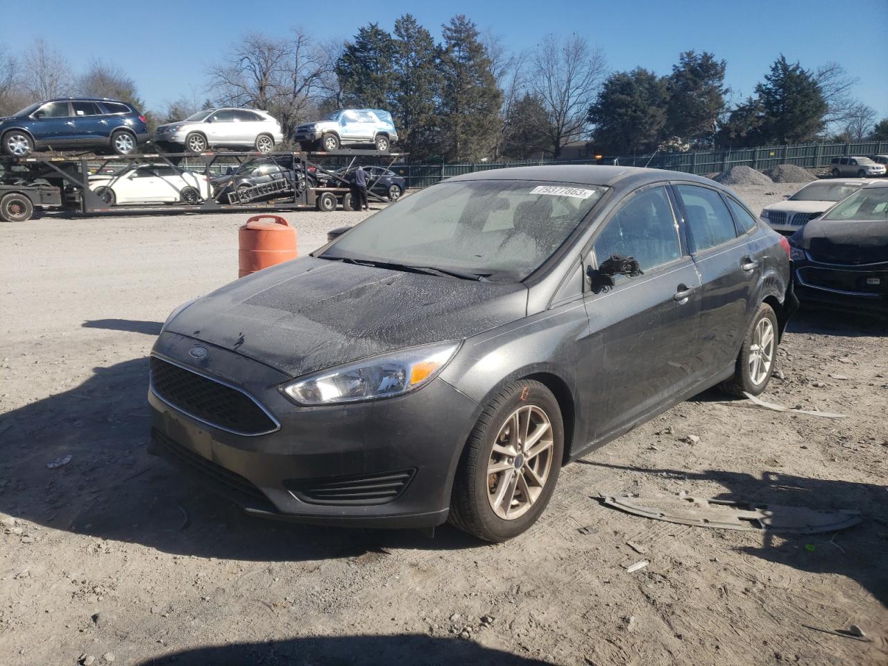 FORD FOCUS SE 2017