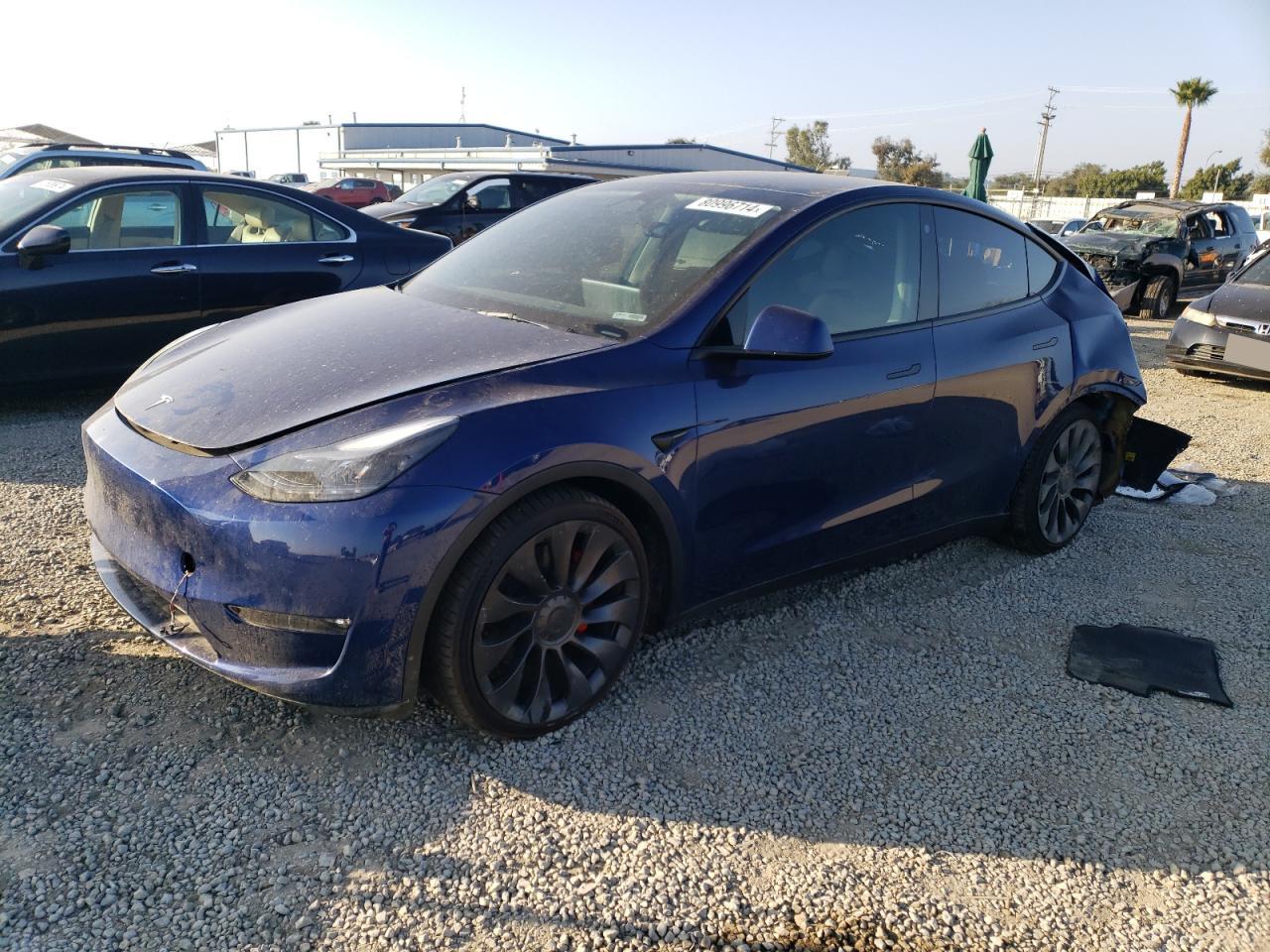 TESLA MODEL Y 2023