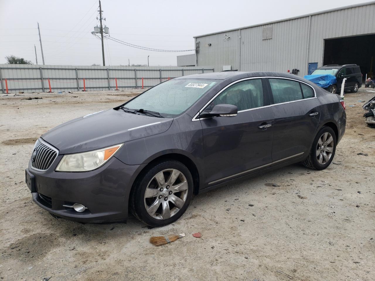 BUICK LACROSSE 2013