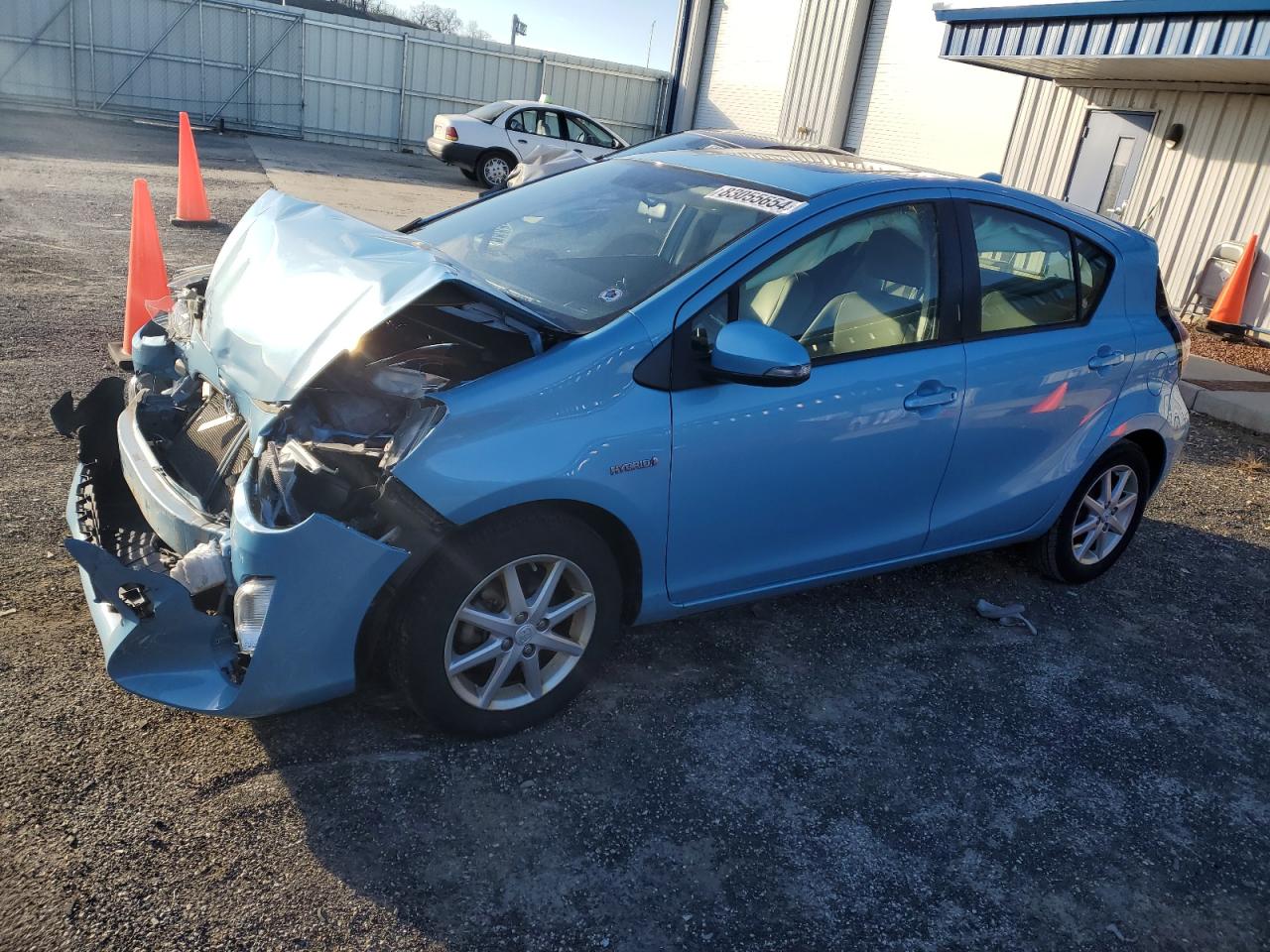 TOYOTA PRIUS C 2015