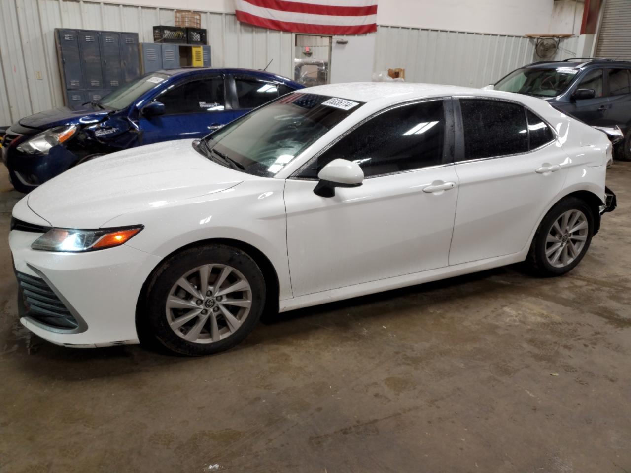 TOYOTA CAMRY LE 2022
