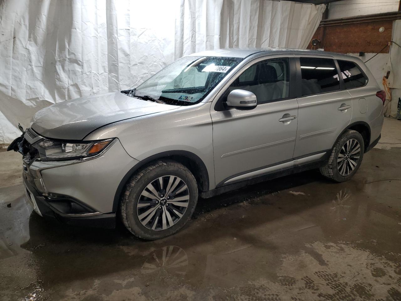 MITSUBISHI OUTLANDER 2020