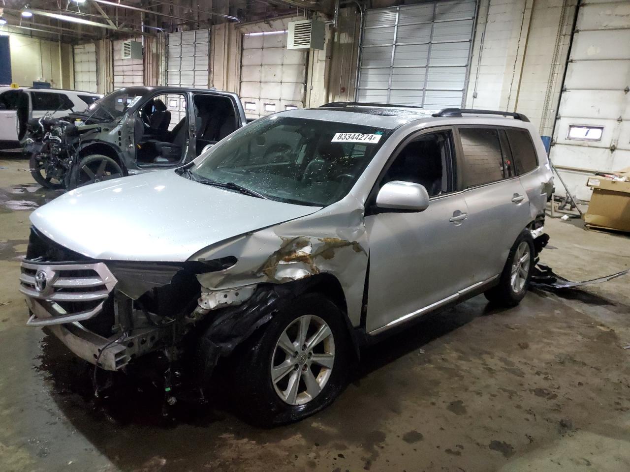 TOYOTA HIGHLANDER 2011