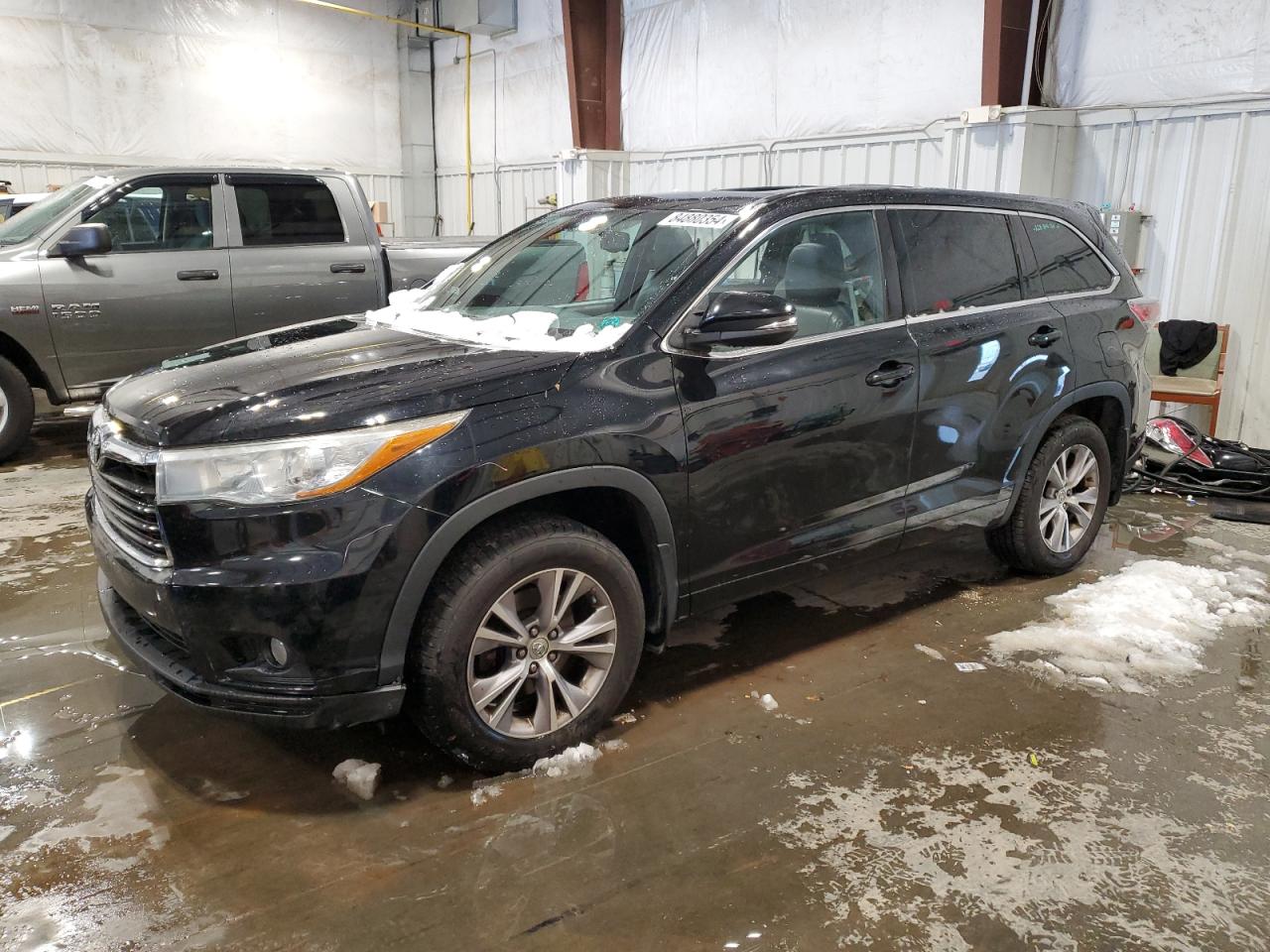 TOYOTA HIGHLANDER 2015