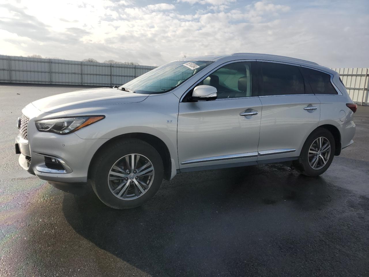INFINITI QX60 LUXE 2020