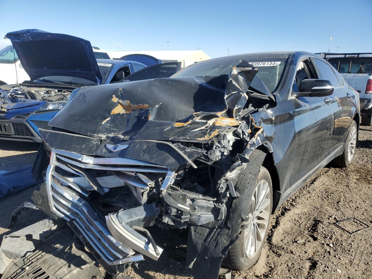HYUNDAI GENESIS 3. 2015