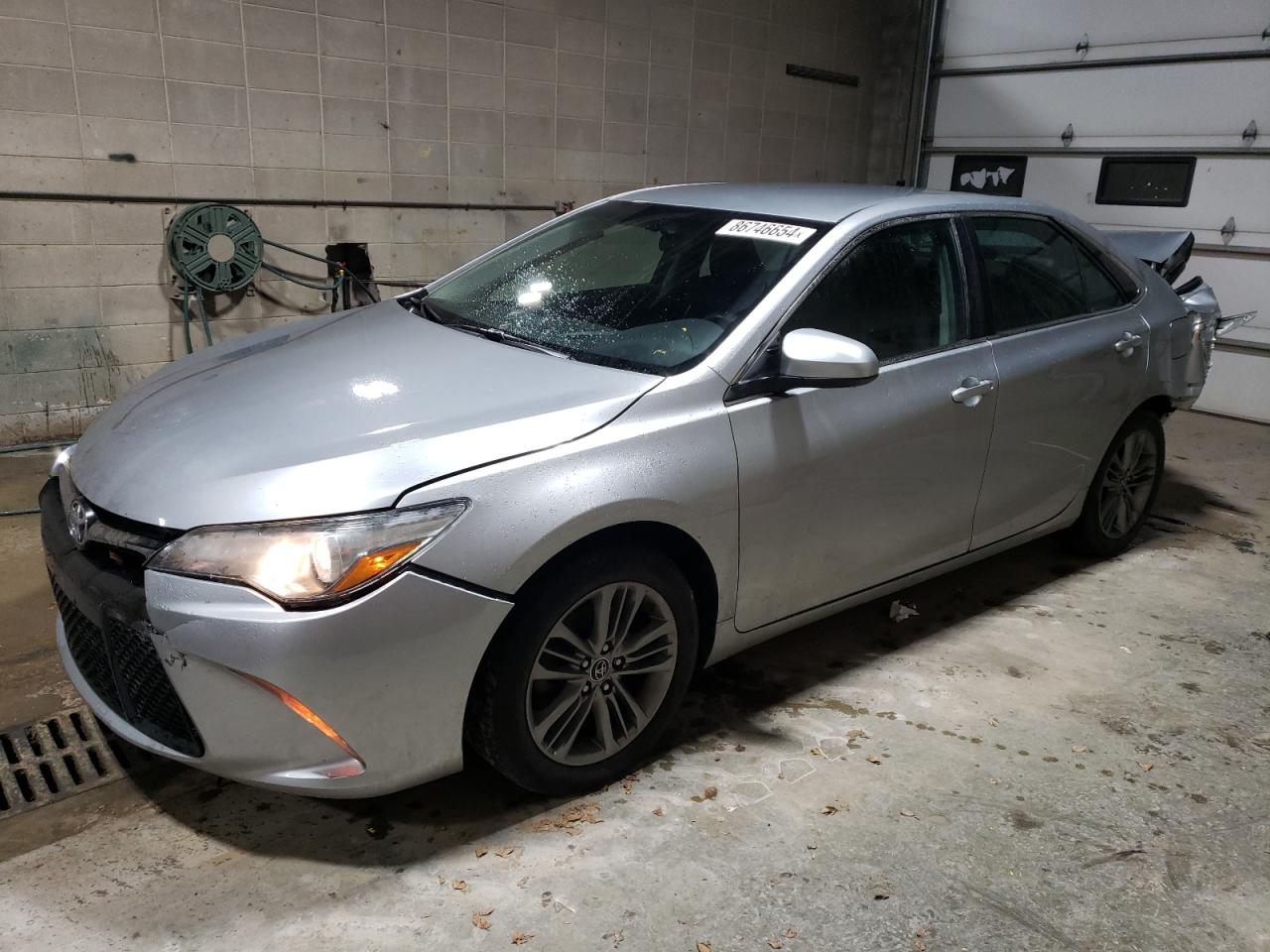 TOYOTA CAMRY LE 2015