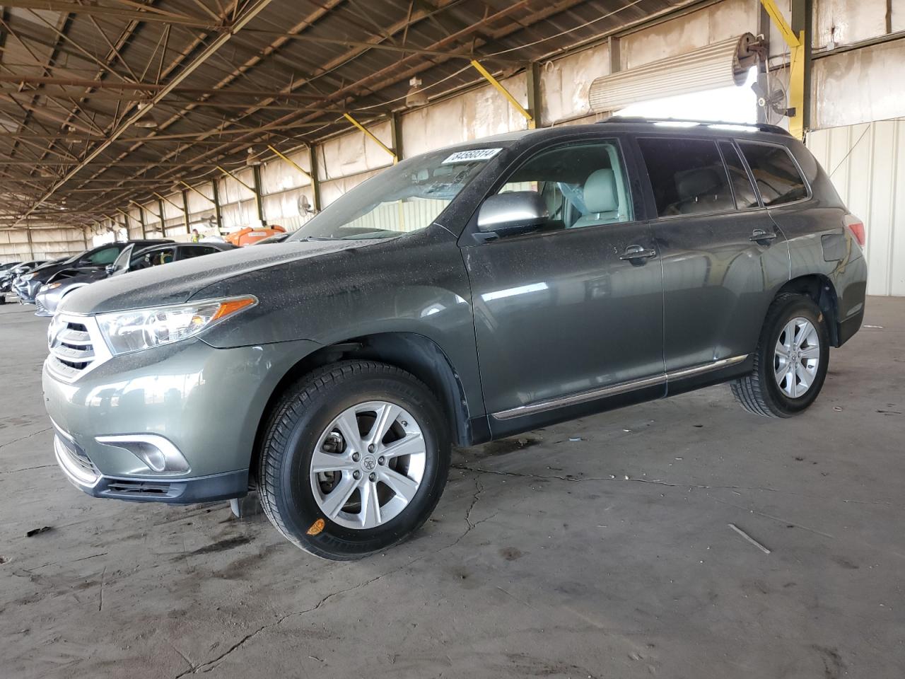 TOYOTA HIGHLANDER 2011