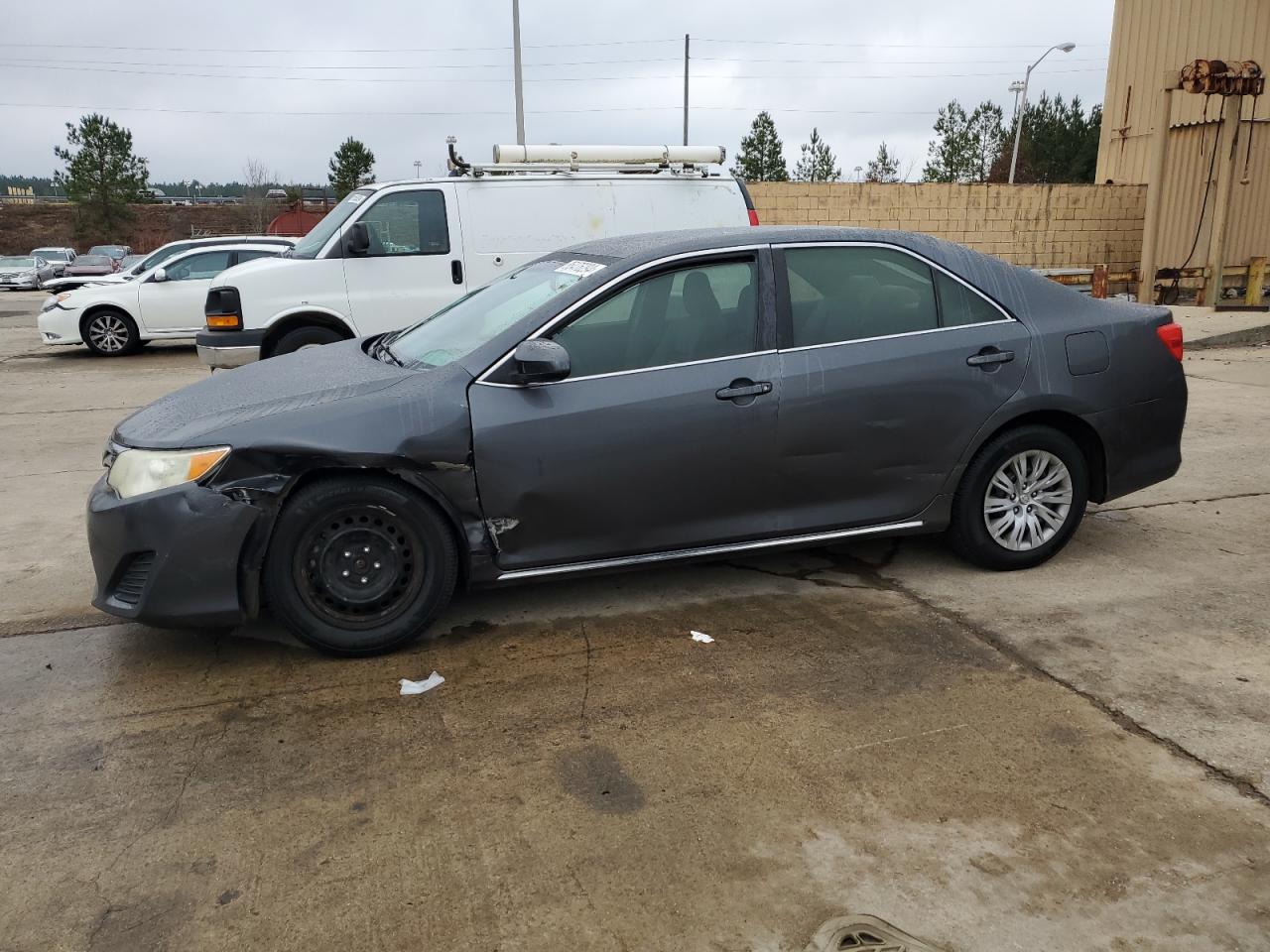 TOYOTA CAMRY BASE 2012