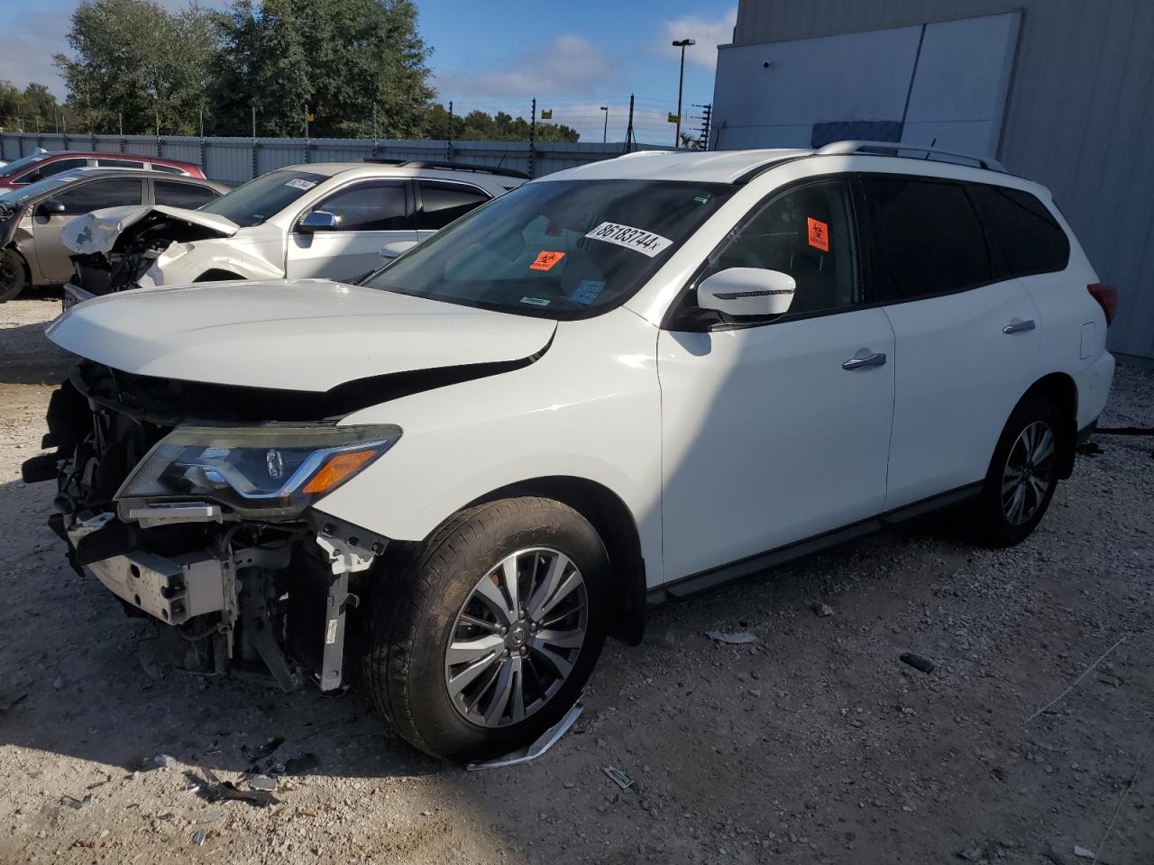 NISSAN PATHFINDER 2017