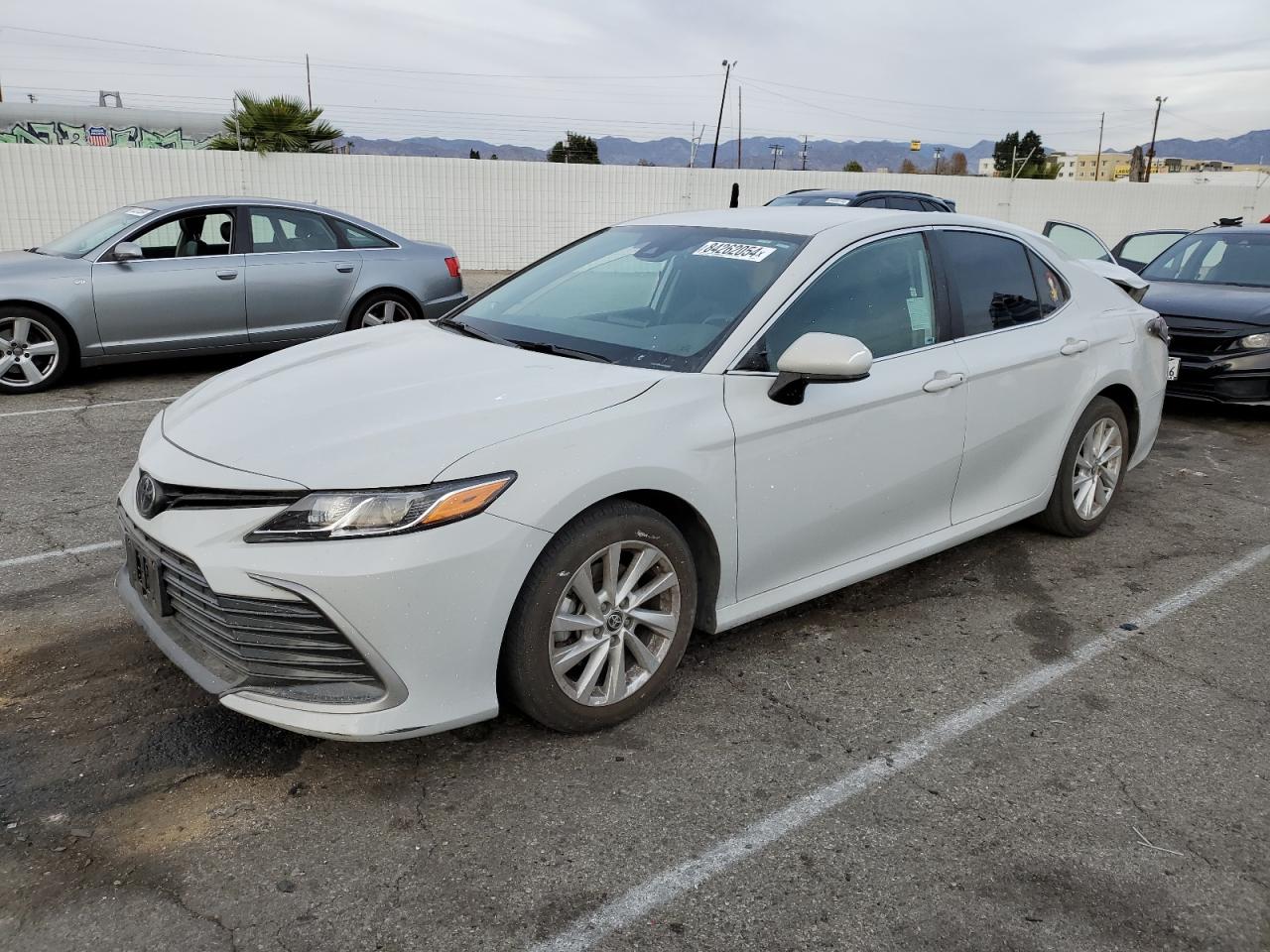 TOYOTA CAMRY LE 2023
