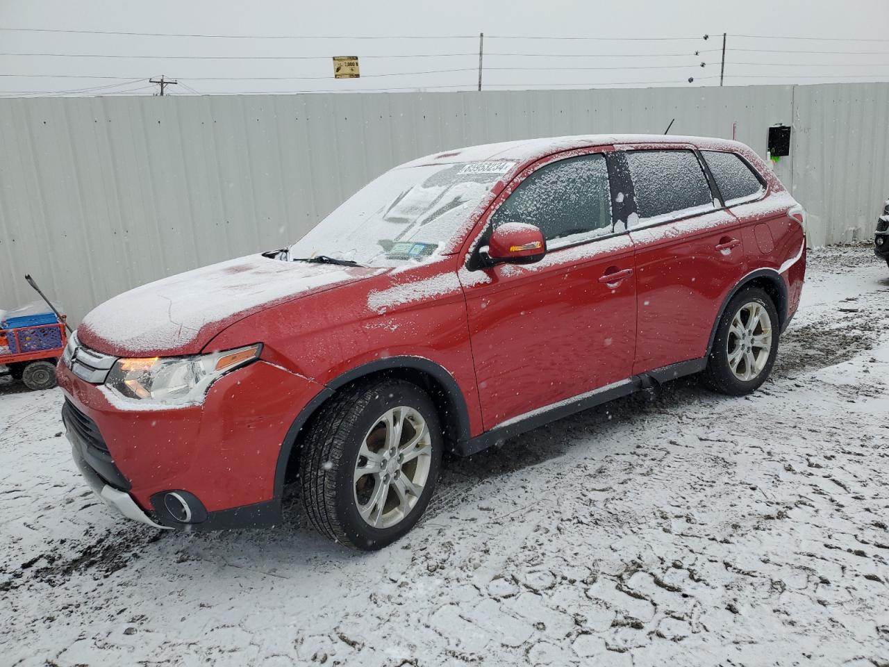 MITSUBISHI OUTLANDER 2015