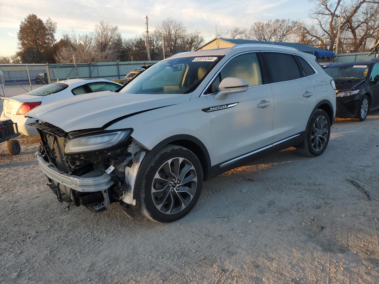 LINCOLN NAUTILUS R 2023