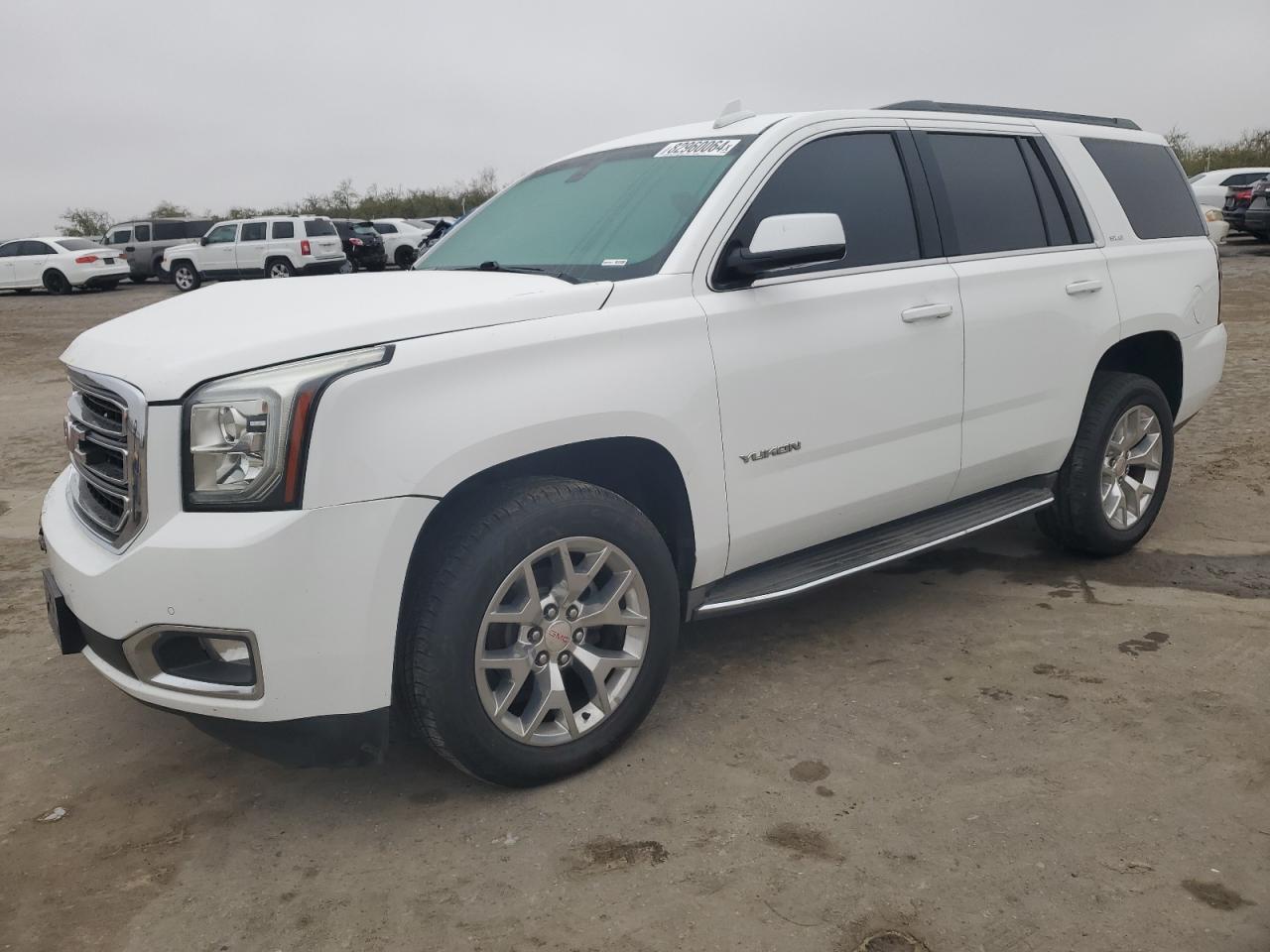 GMC YUKON SLE 2015