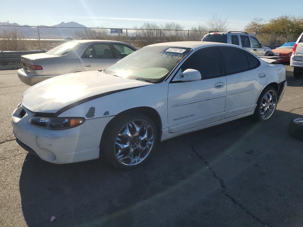 PONTIAC GRAND PRIX 2001